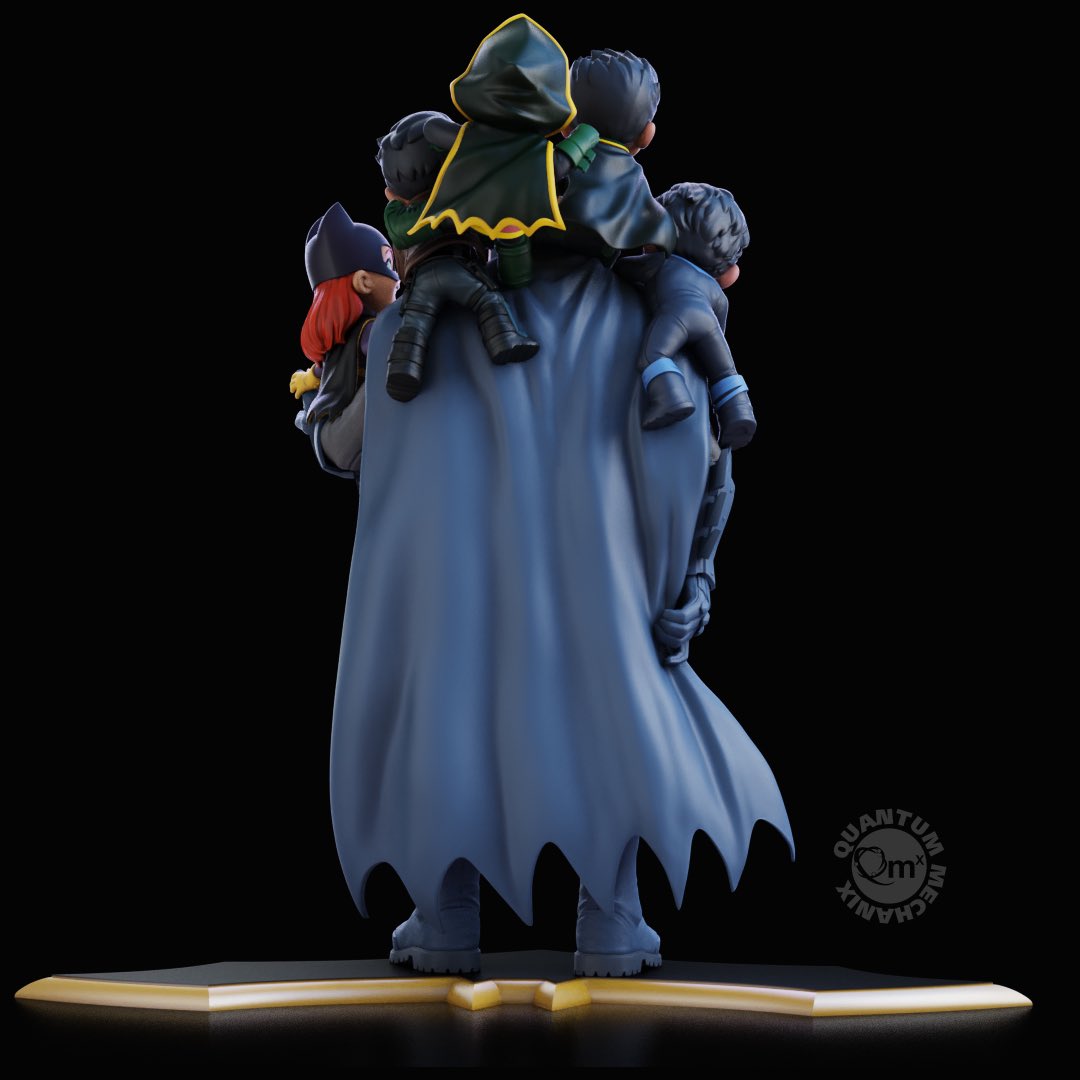 QMxInsider's tweet photo. The Bat-Fam is giving us all the Friday feels! 

https://t.co/bWKhgH8ILp

#QMaster #batmanfamily #batmanfamilyclassic #batfamily #batmanstatue #batmancollection #batmancollectibles https://t.co/afFbj6XDwf