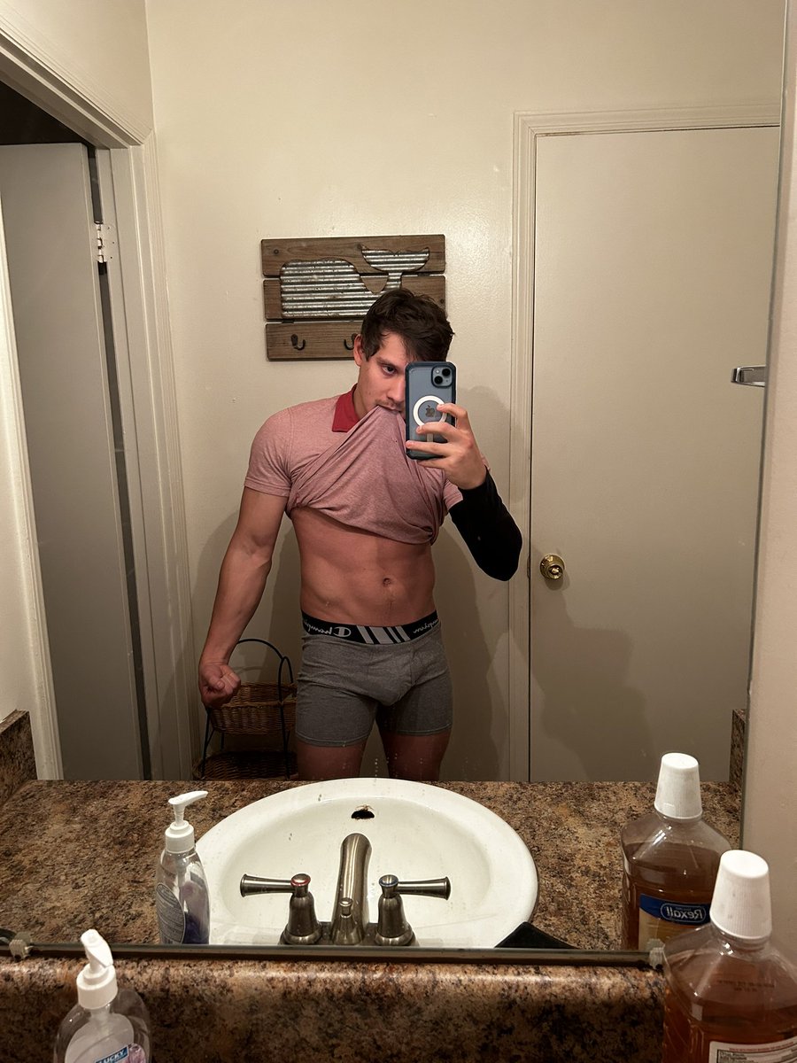 beefypecs's tweet photo. You can’t help but to GOON https://t.co/JcWfQE8JdI