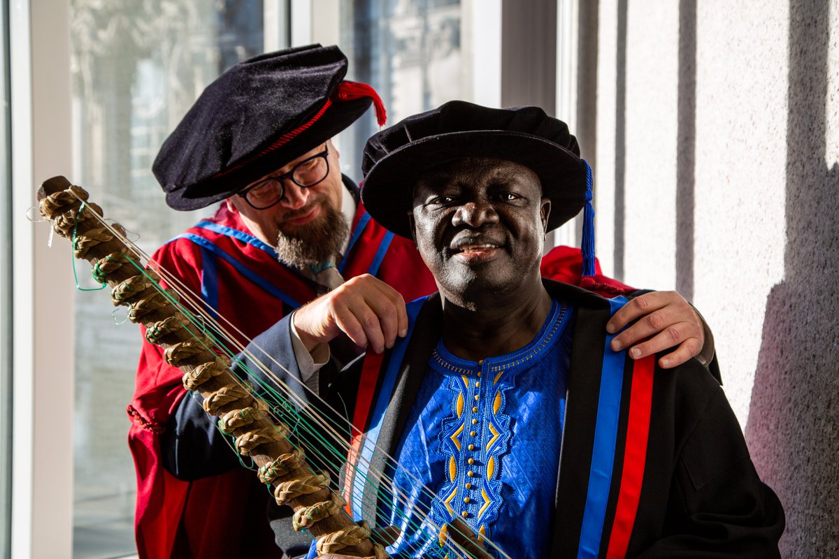 Goldsmiths, University of London (@goldsmithsuol) on Twitter photo Each year Goldsmiths honours individuals whose achievements reflect values important to our community.
This week, Jaliba Kuyateh was awarded an honorary fellowship for his musical talent and work with <a href="/CHIMEforPMH/">CHIMEproject</a> supporting perinatal mental health across Africa through music. Each year Goldsmiths honours individuals whose achievements reflect values important to our community.
This week, Jaliba Kuyateh was awarded an honorary fellowship for his musical talent and work with <a href="/CHIMEforPMH/">CHIMEproject</a> supporting perinatal mental health across Africa through music.