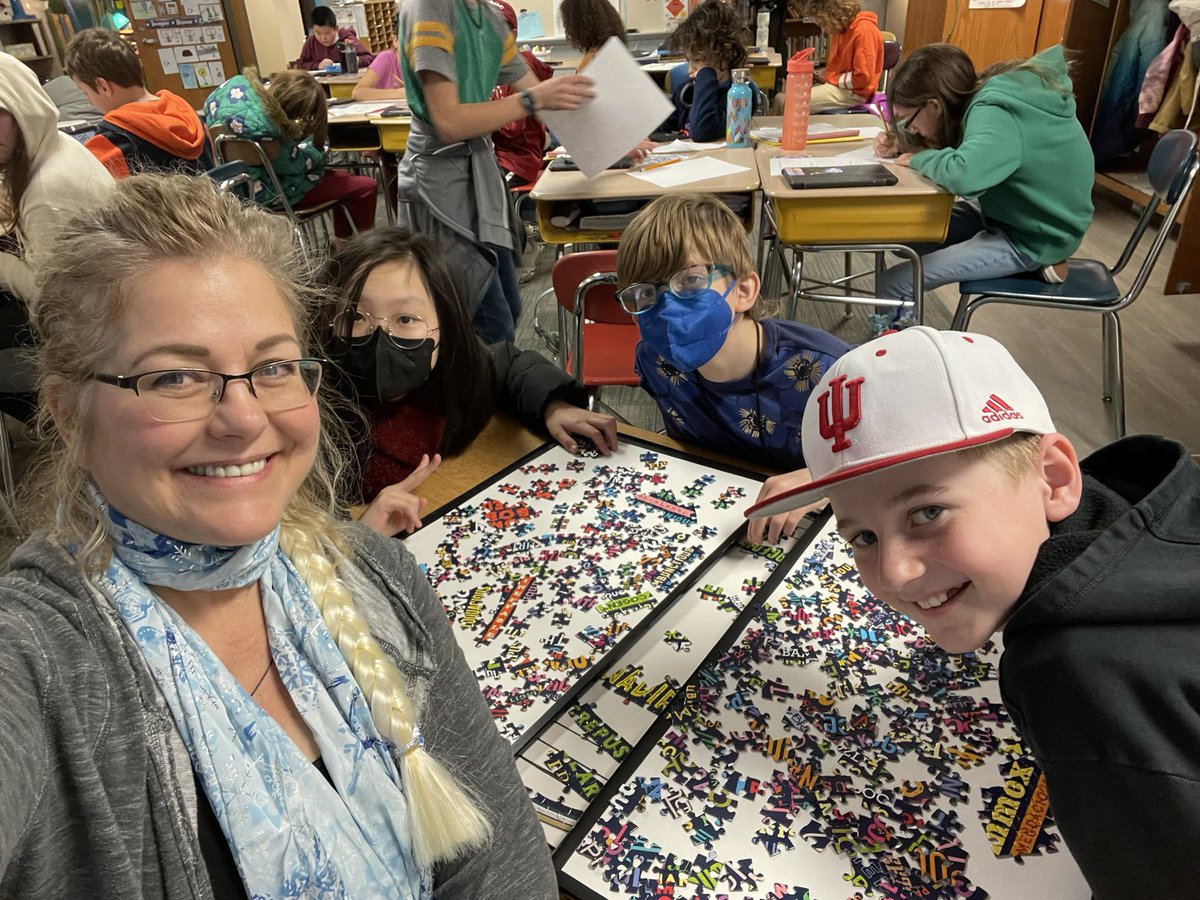 Ms_Kroll's tweet photo. How to build our vocabulary? A question Iβve been thinking about all year. Hereβs my idea:
Build a word puzzle, then define with sentences, pictures, etc & display around the room. Step 1 under construction. #teamwork @UniversityElem @MCCSC_EDU #inmyclassroom #winterbreakideas https://t.co/8B3z3VJO14