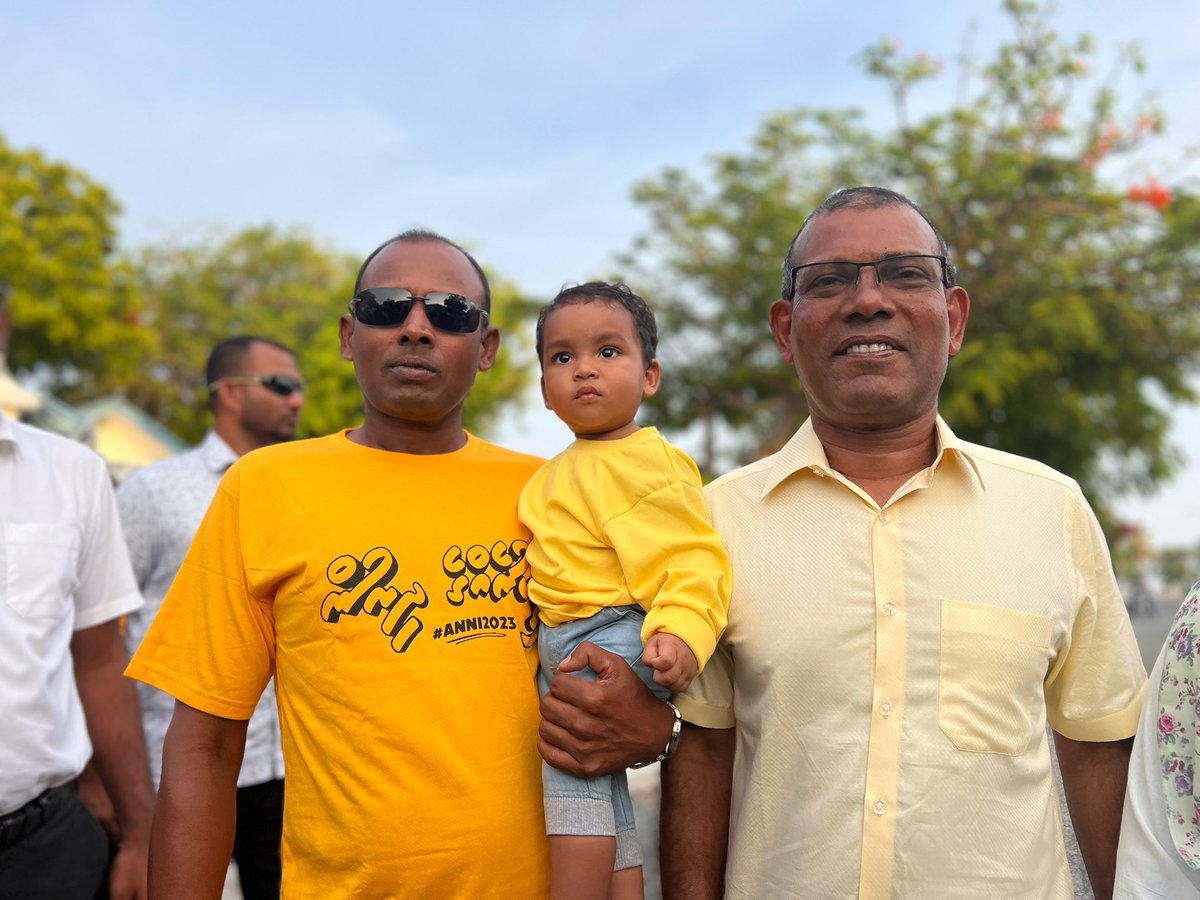 AishathRaufa's tweet photo. Mihiragen MDP ge ranreendhoo kula ves madu madun badhalu vanee orange ah mee ticket gehluneena vaane badhal baa? #FikureggeDhirun https://t.co/LnWD877cSF