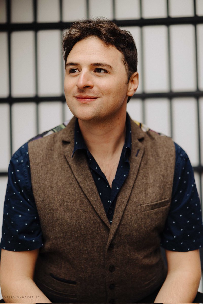 • UK FIRE Podcaster 🔥🎙️🇬🇧
• Over 120k Downloads📱
• Episodes Every Other Wednesday 👋