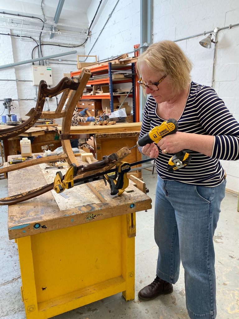 schoolofstuff's tweet image. This is a big project for a day course. Joints to mend and lots of gluing but we got there.⁠
⁠
The next Furniture Fix day session in February is full but we have availability in April. Book in early to secure your spot.⁠
⁠
Furniture Fix | 1 April

theschoolofstuff.co.uk/courses/furnit…