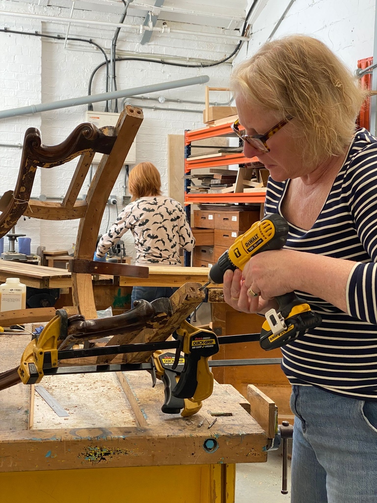 schoolofstuff's tweet image. This is a big project for a day course. Joints to mend and lots of gluing but we got there.⁠
⁠
The next Furniture Fix day session in February is full but we have availability in April. Book in early to secure your spot.⁠
⁠
Furniture Fix | 1 April

theschoolofstuff.co.uk/courses/furnit…