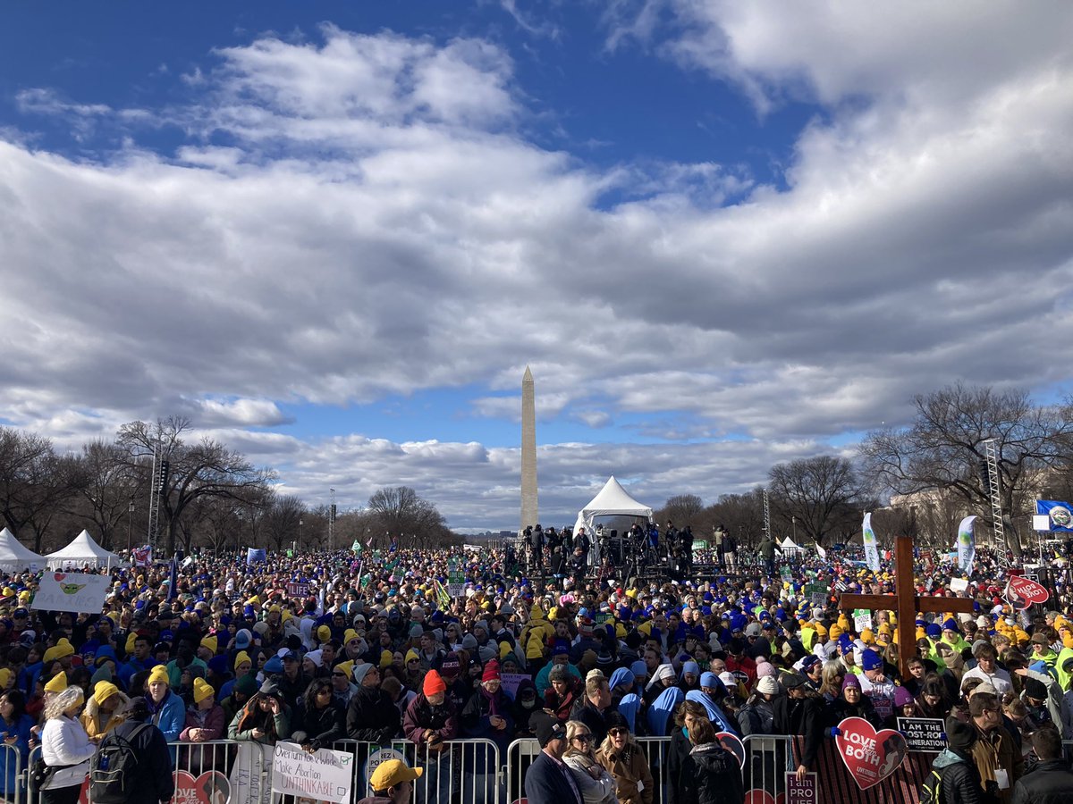 Take a look at this AMAZING crowd standing for life!