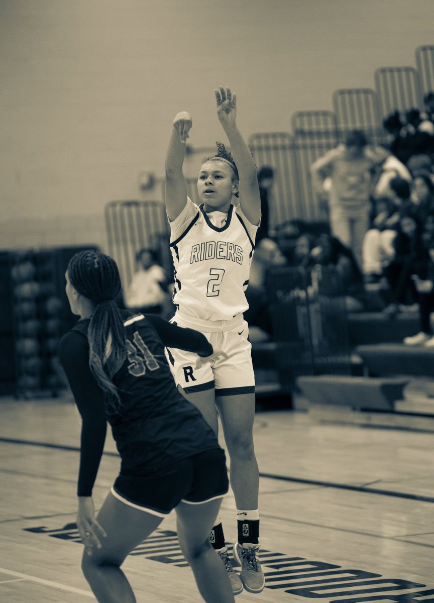 Crosstown showdown against North HS tonight in the 2nd and final match against North this year. North leads the series 1-0. A win for the Riders tonight will move them to a tie for 1st place in conference with the Polar Bears. See y’all tonight!

JV: 4:45pm
Varsity: 6:15pm