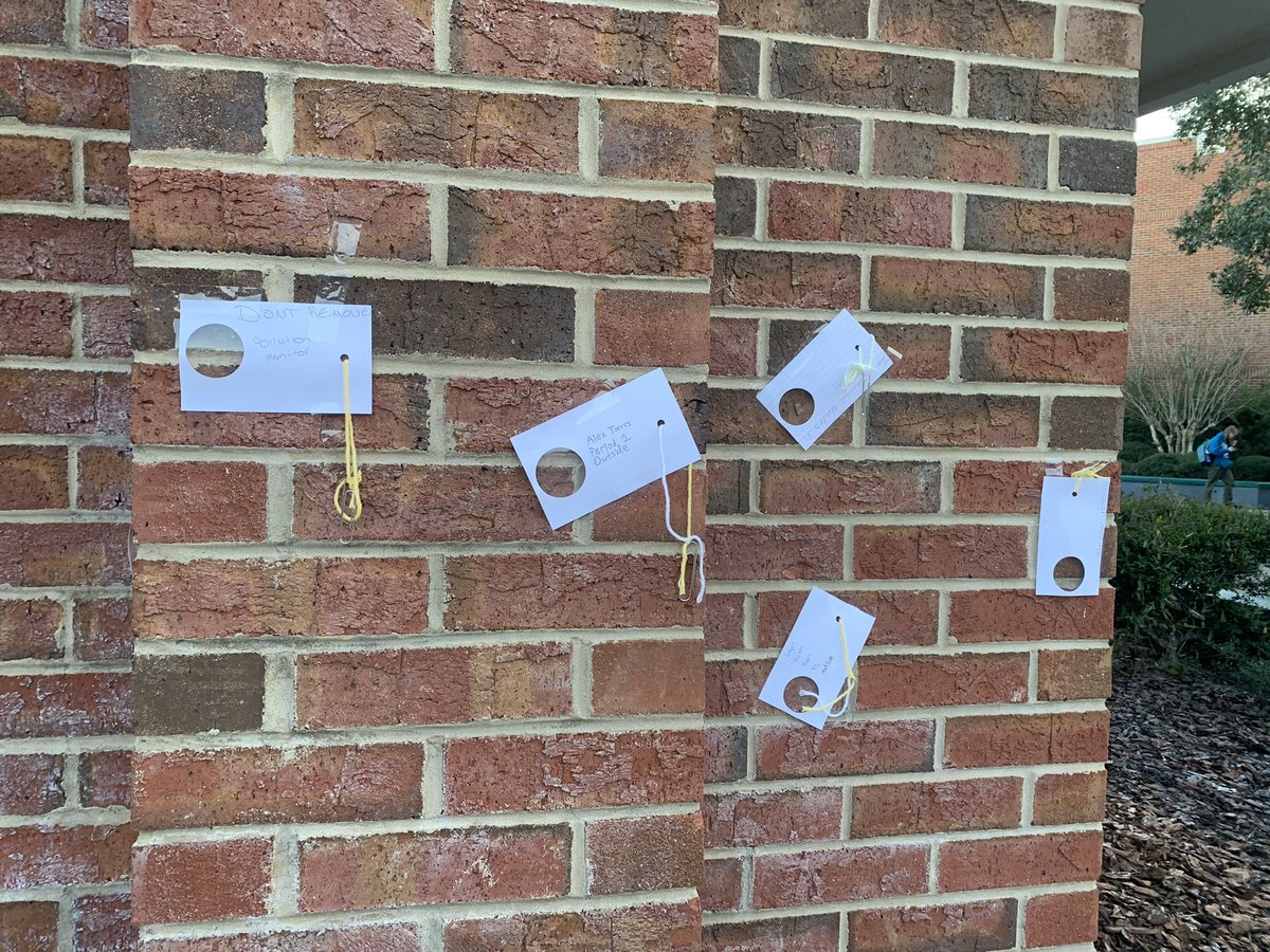 TinaMcNally5's tweet photo. Ms. Colon’s classes are studying particle pollution on campus. @fpchs Environmental students getting hands on this Friday! #whyFPC https://t.co/uE6rlX8AXu