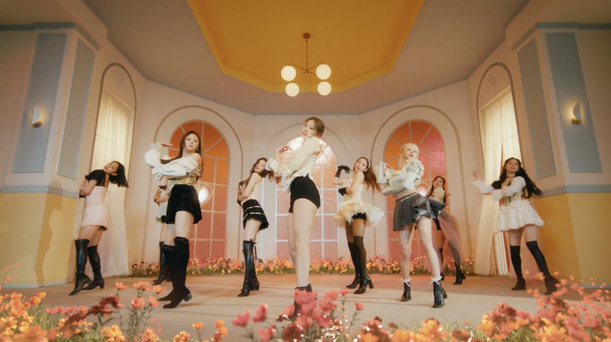 MTV's tweet photo. No surprise that I love @JYPETWICE from moonlight to sunrise!!! 🌙☀️ https://t.co/lFQSMQgvfh