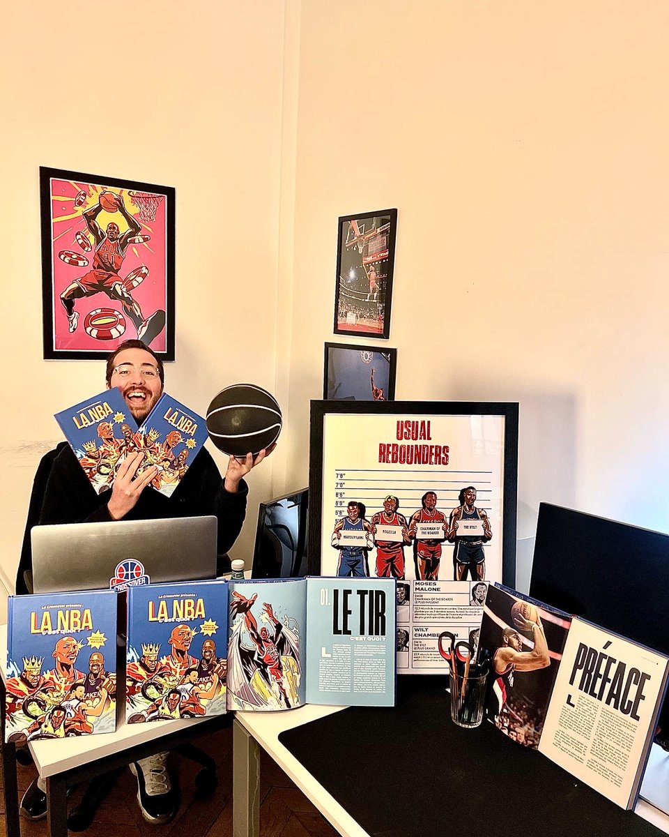 Le_crossover's tweet photo. COUCOU. Bon weekend. 
.
.
.
.
.
.
.
PS : pour ceux qui ne l'ont pas pré-co, ça vous intéresse cette petite pépite de 182 pages, 28 illustrations, 14 chapitres et 1 préface de Nico Batum? https://t.co/WhwS5fjJdR