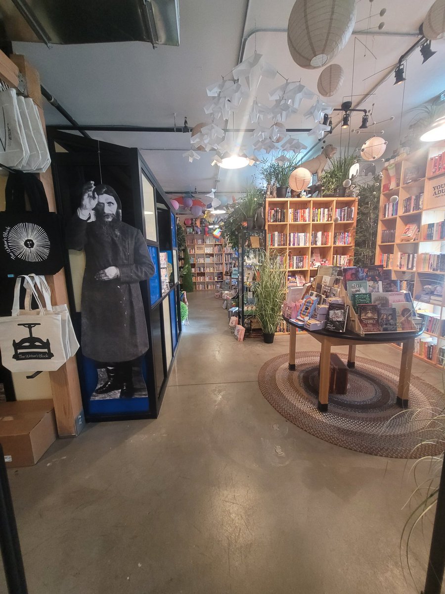 pauljohncana's tweet photo. The Writer's Block Bookstore and Coffee Shop in downtown Las Vegas. Is there anything like this in Manila? https://t.co/gC9vwHHu1E