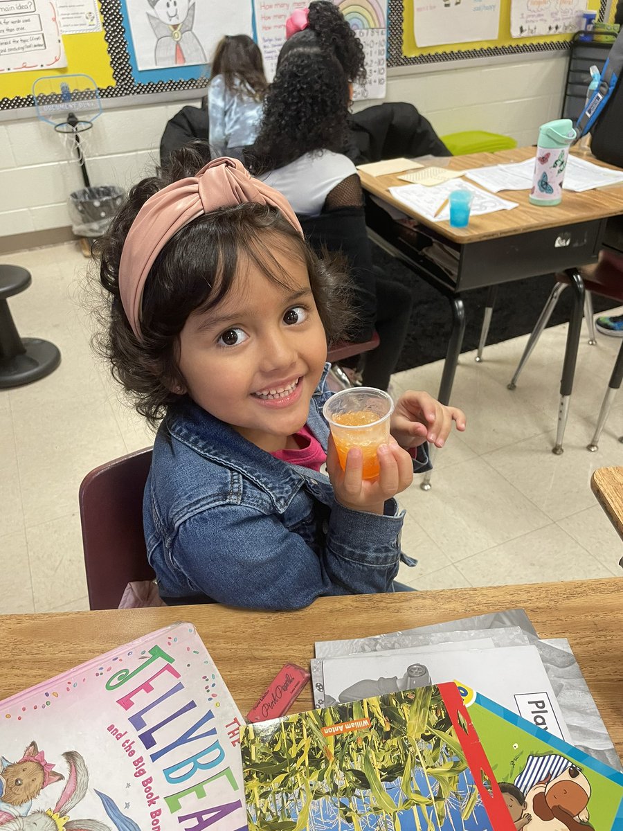 Heidi Sansone tweet media