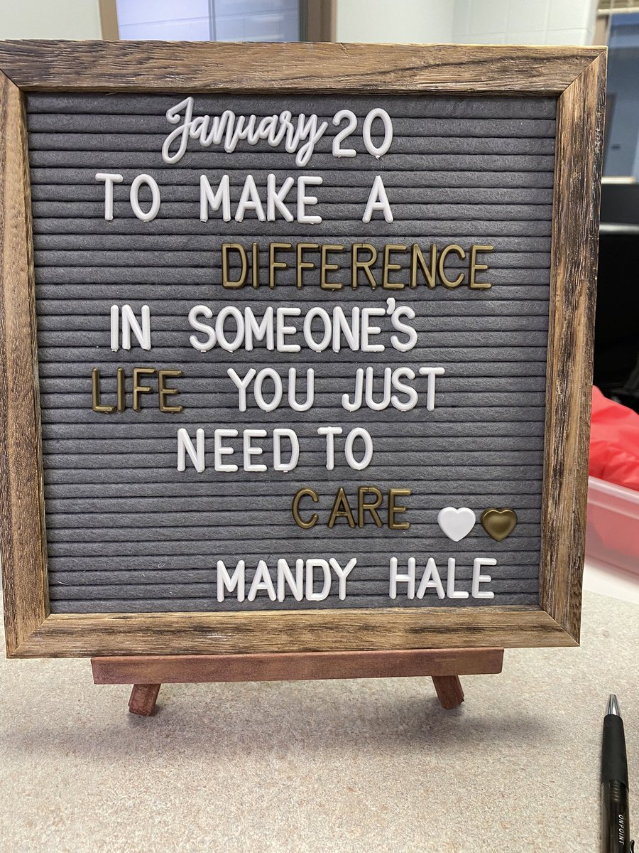 allandavenport's tweet photo. @GrangerIPSD204 kindness quote of the day! #TheGrangerWay @lowegranger @sfredericks21 @GrangerSign @GrangerPTA https://t.co/rdf7dsqhSB