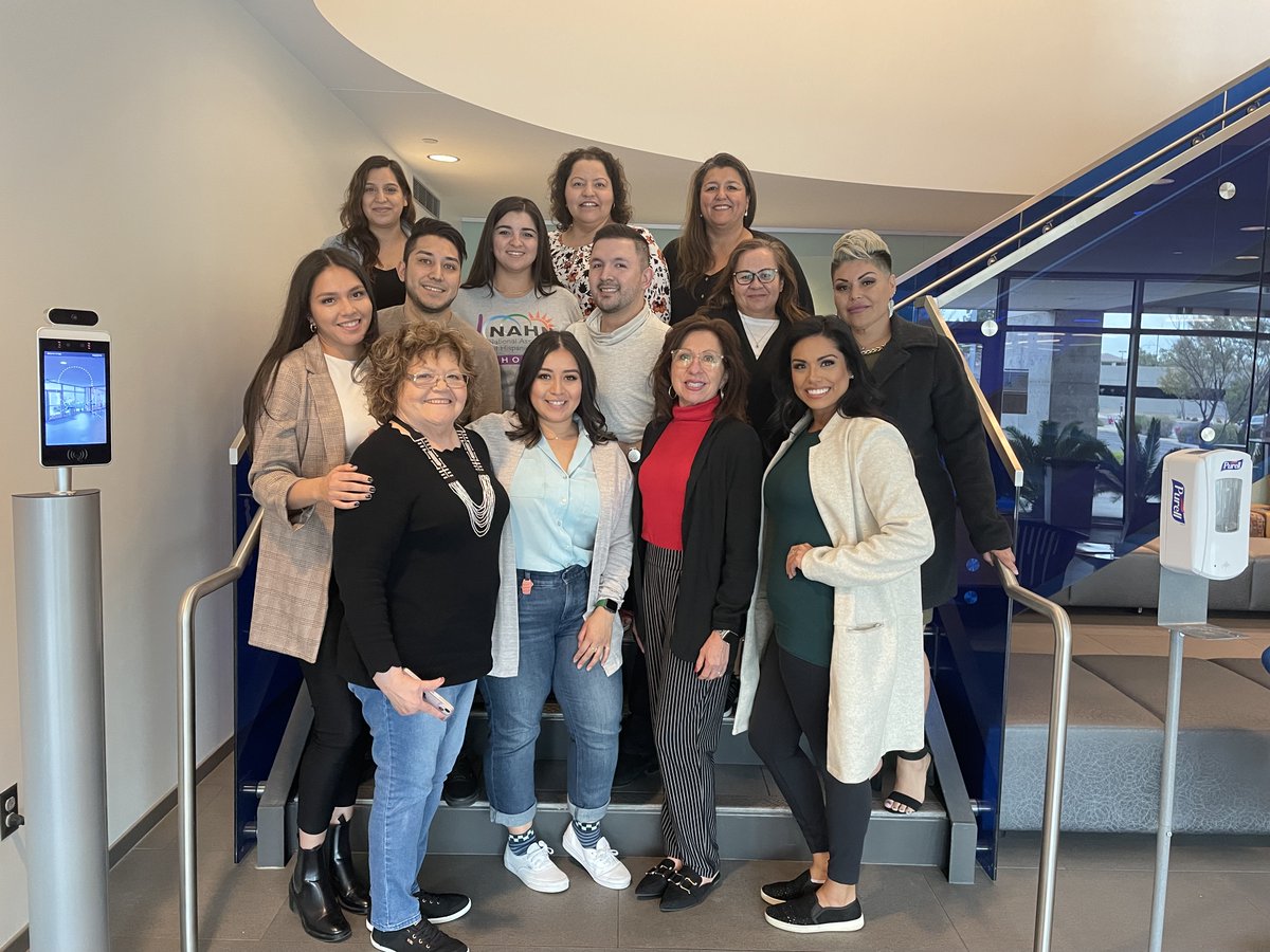 CompassCBS's tweet image. It was an honor to facilitate the annual strategic planning retreat with the National Association of Hispanic Nurses this past Saturday. These incredible leaders are making a positive impact in the community through their scholarships, promoting healthy equality, and fosterin ...