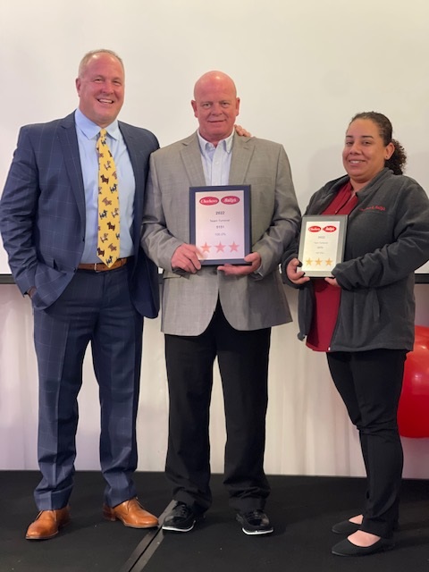 RallysC's tweet photo. Proud to honor some big wins at GM Conference 2023. We celebrate you for your can-do spirit and commitment to getting 1% better every day. #GMConf2023
James Mastrobattista, David Lintz, Tiffany Cardona, Susan Allison, Cristina Perez, Geoffrey Abreu, Erta Germain, Tafoiya Brown https://t.co/BFshSuT896