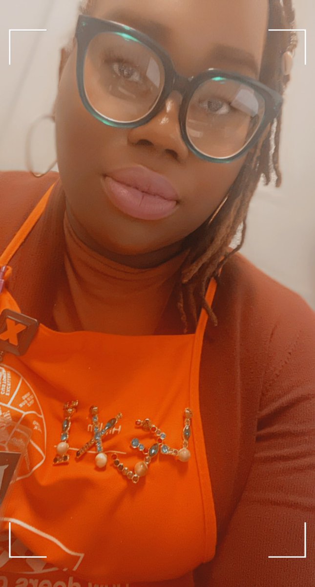 Iconic87's tweet photo. The face behind the camera ! Lol, I post everything and everyone else! So here’s to me! #ASDSLife #ChalmetteChampions https://t.co/44WLT3UjLi