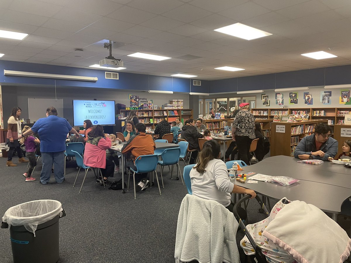Pre-Kindergarten Math and Munch @BluebonnetRRISD was a great way to connect our families to classroom learning! Thank you to @BethPeacock314 @RRISDPK @mortizsilva12 for the collaboration and support!