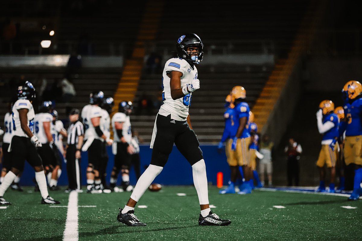 Eastern Illinois Football (@eiu_fb) on Twitter photo ICYMI: The Panther Football Players Association is open to all former <a href="/EIU_FB/">Eastern Illinois Football</a> players. Benefits include behind-the-scenes access, mentorship opportunities, events, gear & more.
Update your information & join the PFPA for FREE! 👉 bit.ly/3HdXGRU ICYMI: The Panther Football Players Association is open to all former <a href="/EIU_FB/">Eastern Illinois Football</a> players. Benefits include behind-the-scenes access, mentorship opportunities, events, gear & more.
Update your information & join the PFPA for FREE! 👉 bit.ly/3HdXGRU