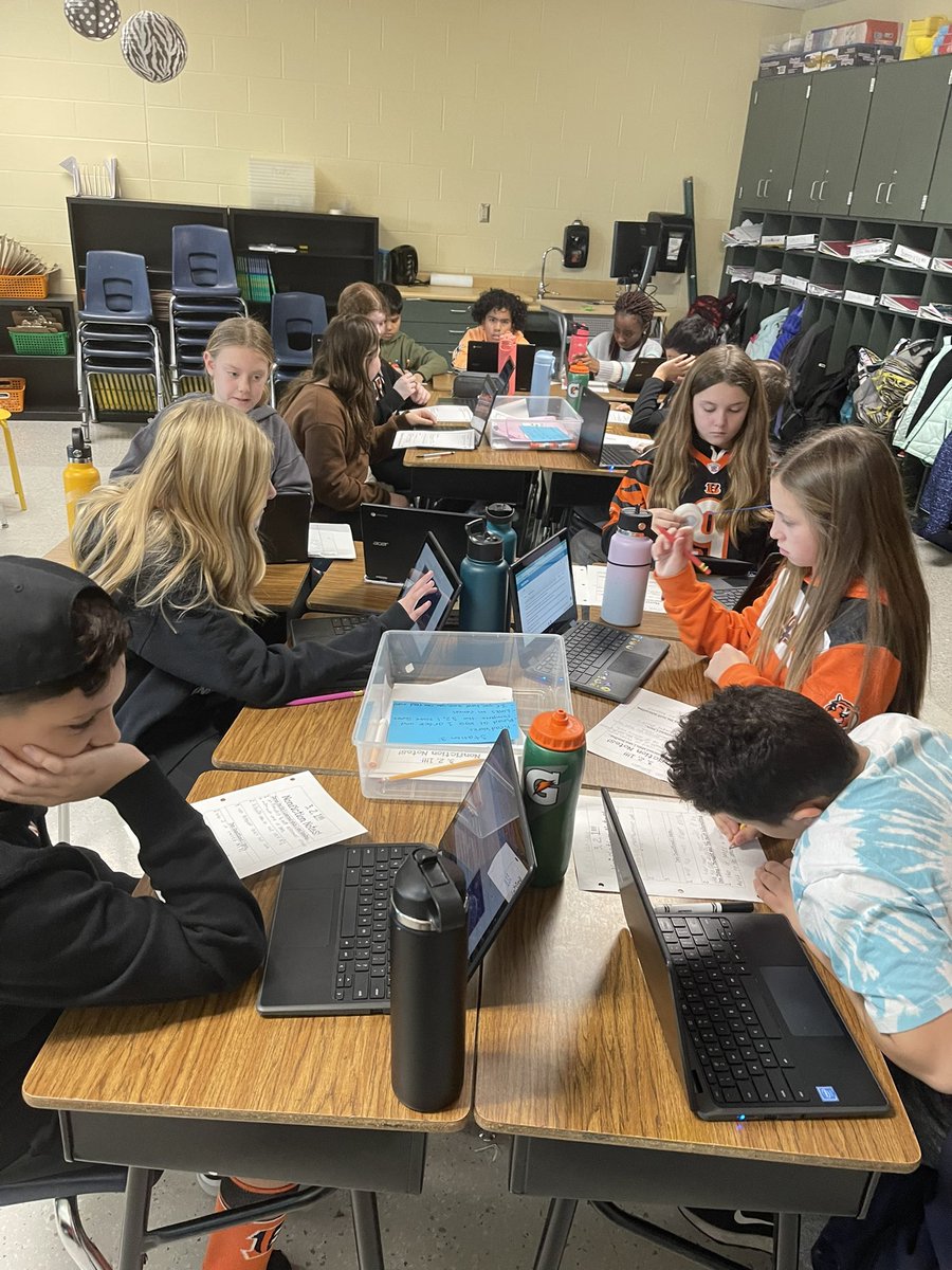 So impressed by these 5th grade scientists in Mrs. penny’s class <a href="/VgEagles/">VGEagles</a> 🌏🌞🙌