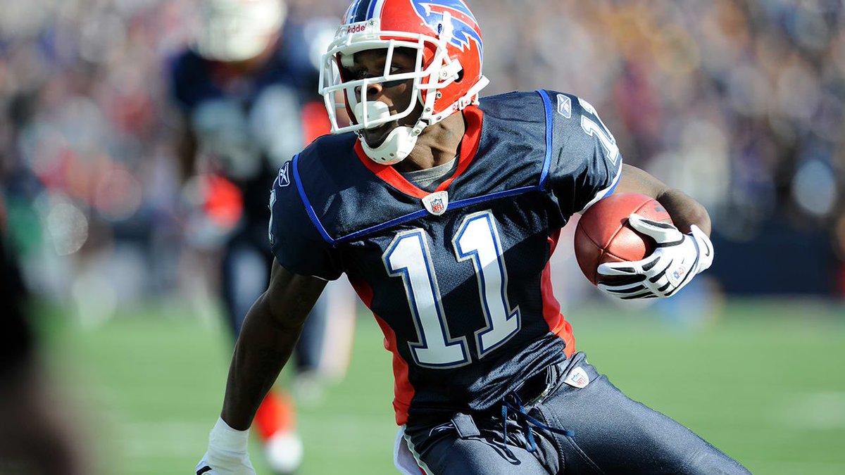 AlfidiDouglas's tweet image. If you know who this is we need to follow each other. There’s a lot of new faces these days who have never experienced Jeff Tuel and Thad Lewis.