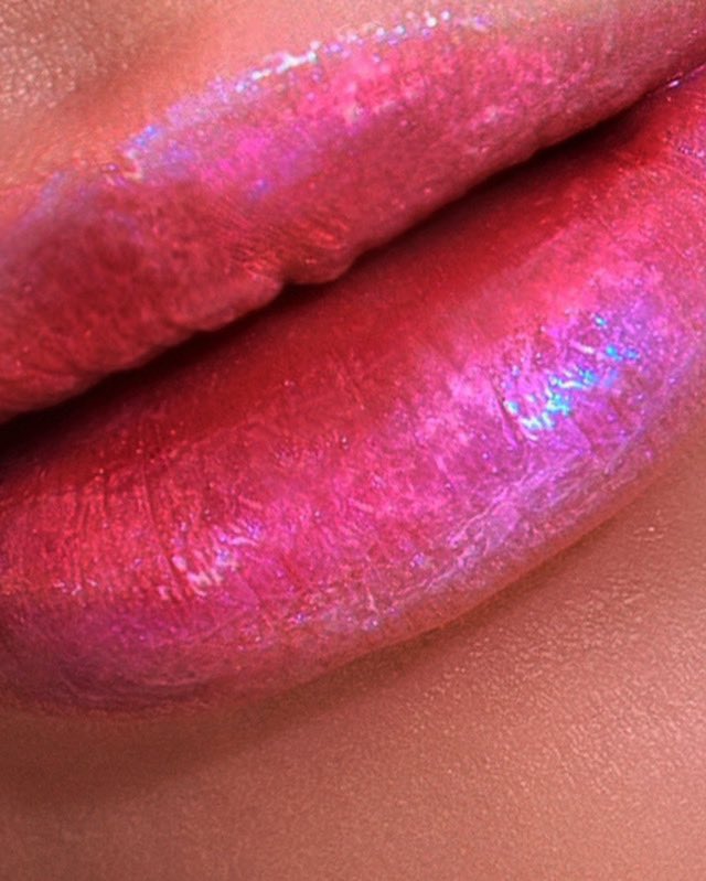 DebraMacki's tweet image. If you look at what you have in life, you'll always have more. If you look at what you don't have in life, you'll never have enough. -Oprah Winfrey
Photo Credits: instagram.com/p/CnptqaoPH3-/…