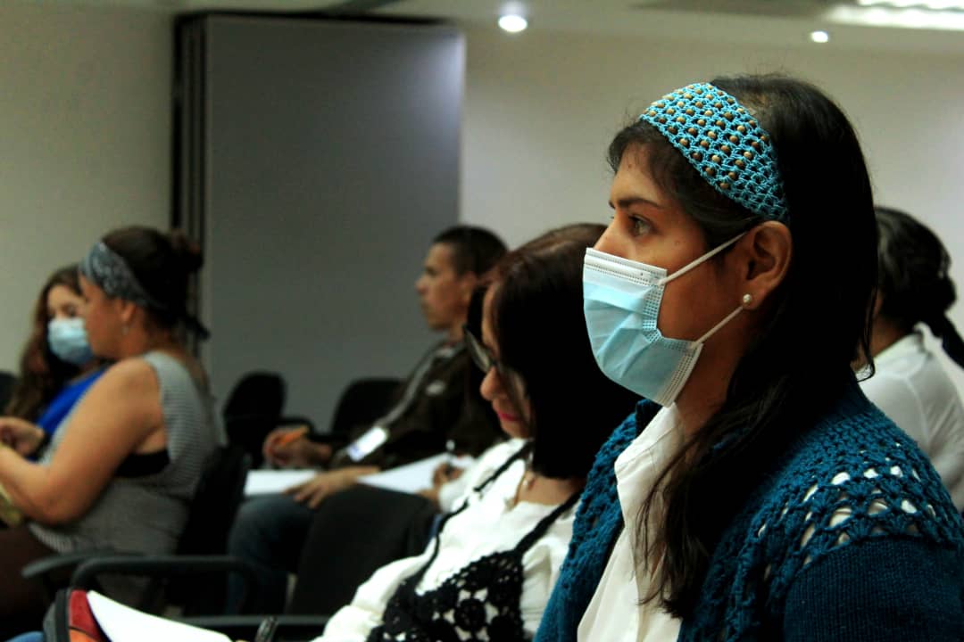 BanMujer_Ofi's tweet photo. 📢 Encuentro formativo sobre la Unidad de Valor de Crédito UVC de Venezuela, en nuestra sede principal del Banco de Desarrollo de la Mujer. 

📍Dirigido a las emprendedoras impulsadas por el #Banmujer

#BanMujerEsDiferente 💜 https://t.co/gLKo1B8kkc