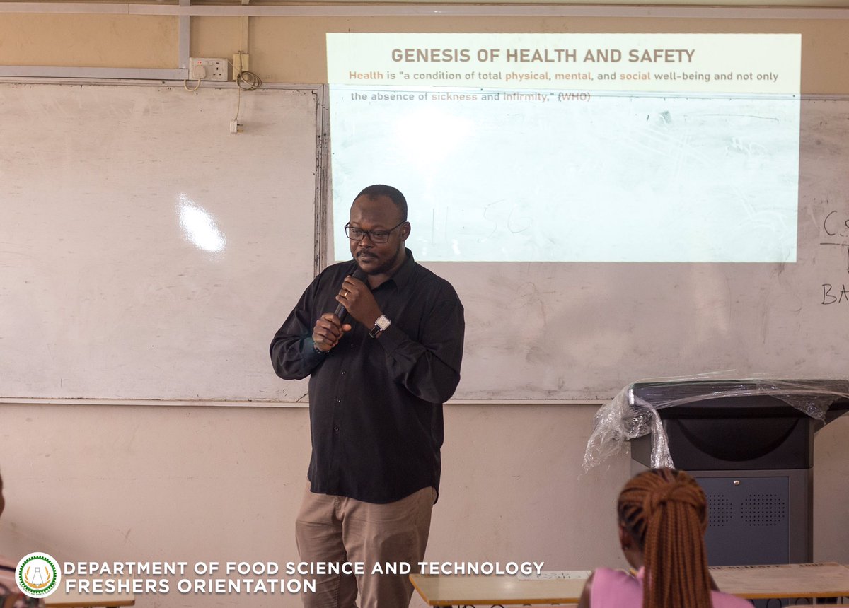 afsts_knust's tweet photo. 📸 Excerpts from Freshmen Orientation 

Good Health and Safety of students was not left out . Freshmen were educated  on the various hazards, mitigation and preventive measures that could be enforced in case of occurrence . 

[2/2]
#afststothewiase | #FreshersAkwaabaWeek https://t.co/UWzhzXrWx8