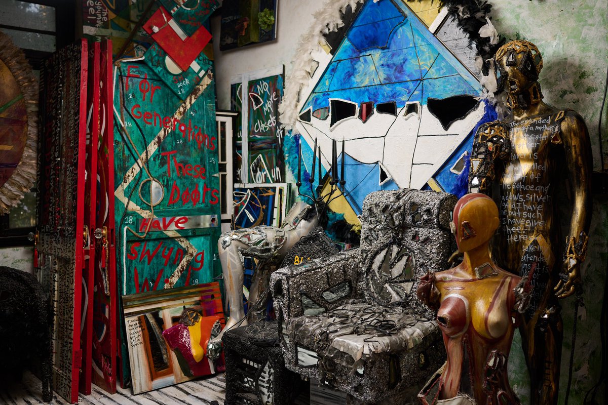 This year with support from the Luxembourg Counsel General we will launch from China on a European 12 City Tour of An Empowerment Exhibition Experience.More than an exhibition. This is an act of creative service. Mr. Smith we need your help. youtu.be/vvIYqBlYjME