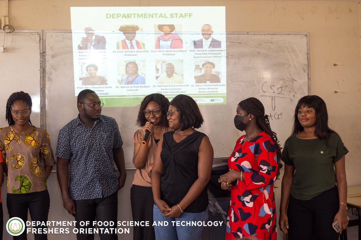 afsts_knust's tweet photo. 📸 Excerpts from Freshmen Orientation 

Teaching Assistants for the 2022/23 Academic Year were officially introduced to our freshmen 

#afststothewiase | #FreshersAkwaabaWeek https://t.co/n0MVxdkx6p