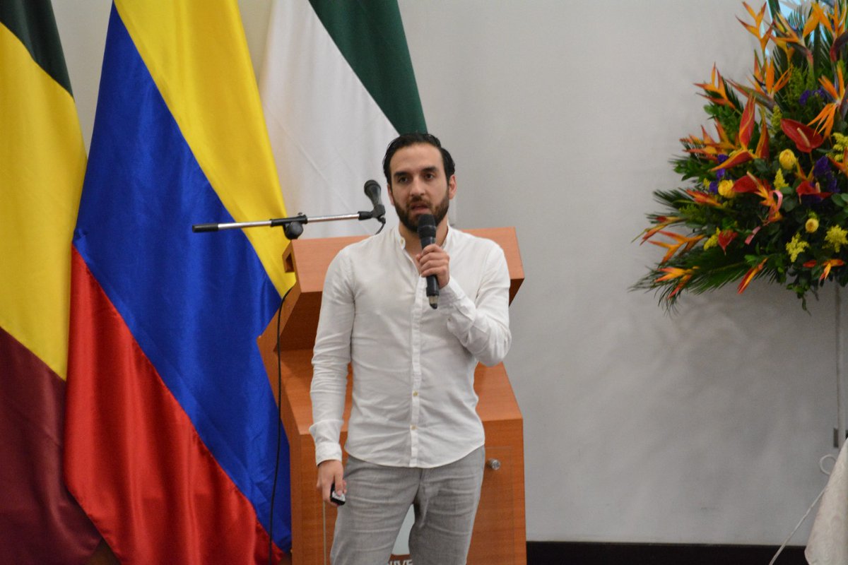 ColombiaOEI's tweet photo. 🔴 A esta hora desde #Armenia la #OEI socializa con los 33 CODECTIS el mapeo de 1.300 actores del ecosistema CTeI de Colombia. Desde hoy iniciamos la etapa 2 de validación de información. Clic aquí https://t.co/R146Qk2QaG #CITDConecta #CentroInnovaciónOEI #CooperaciónParaInnovar https://t.co/7aLGGKKCpb