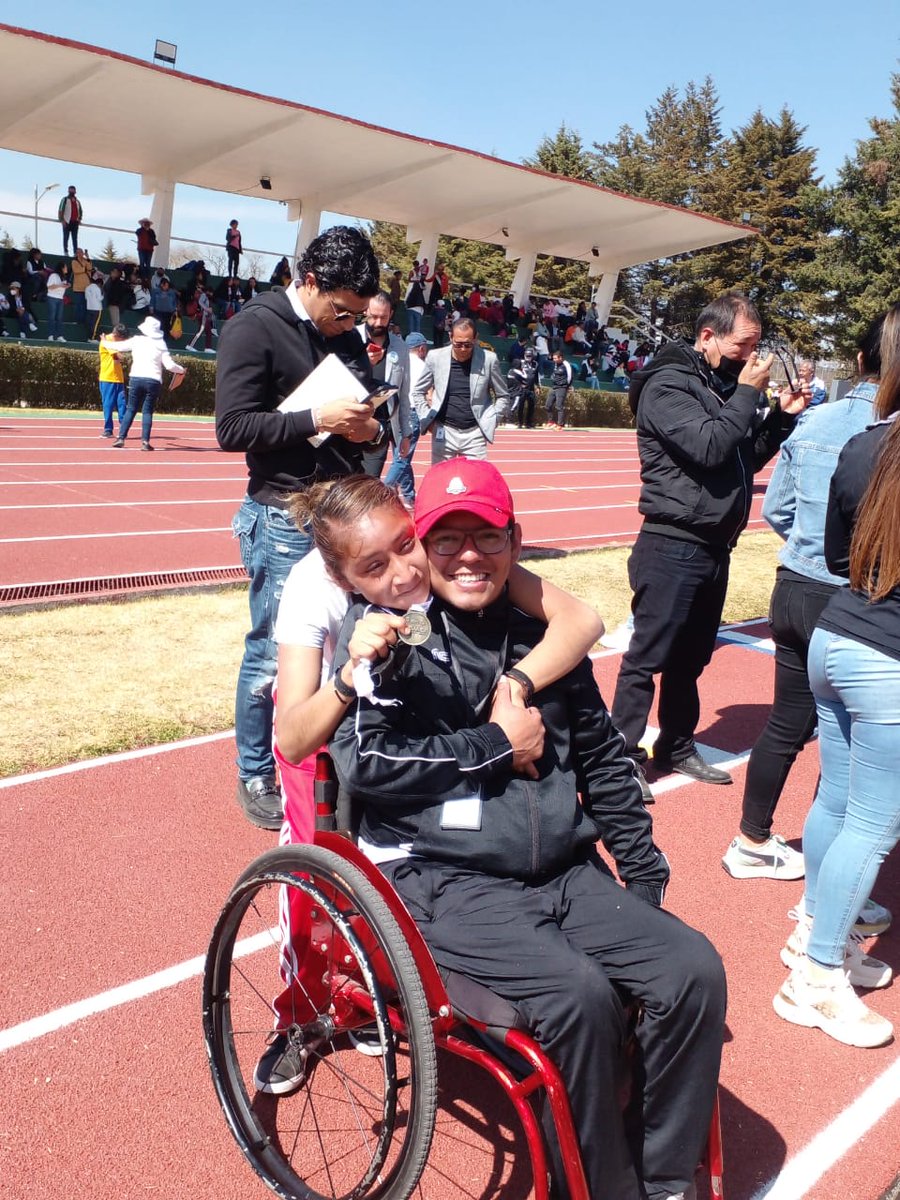 cocosgomez's tweet photo. Super destacada participación de nuestros campeones del CAM No. 72 #Otzolotepec muchas felicidades a todos!!! @geramonro05 @TinocoGRogelio @lucero082 @RebecaSaldaa13 @AnastasiaVega21 @EugeniaPea12 @SeducEdoMex https://t.co/mUNmllloIx