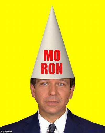 ardribarre's tweet photo. @eddsmitty Hey @RonDeSantisFL You can’t Scrub Everything #white  You Sir Will make The History Books as a #Bigot and a #Criminal it Won’t be #Pretty Either This is How you Will be #Remembered 🦵🏿👇🏼 Wouldn’t Want to be Your Grandkids They Will #Pay for your #Indiscretions https://t.co/Qxl965AUx8