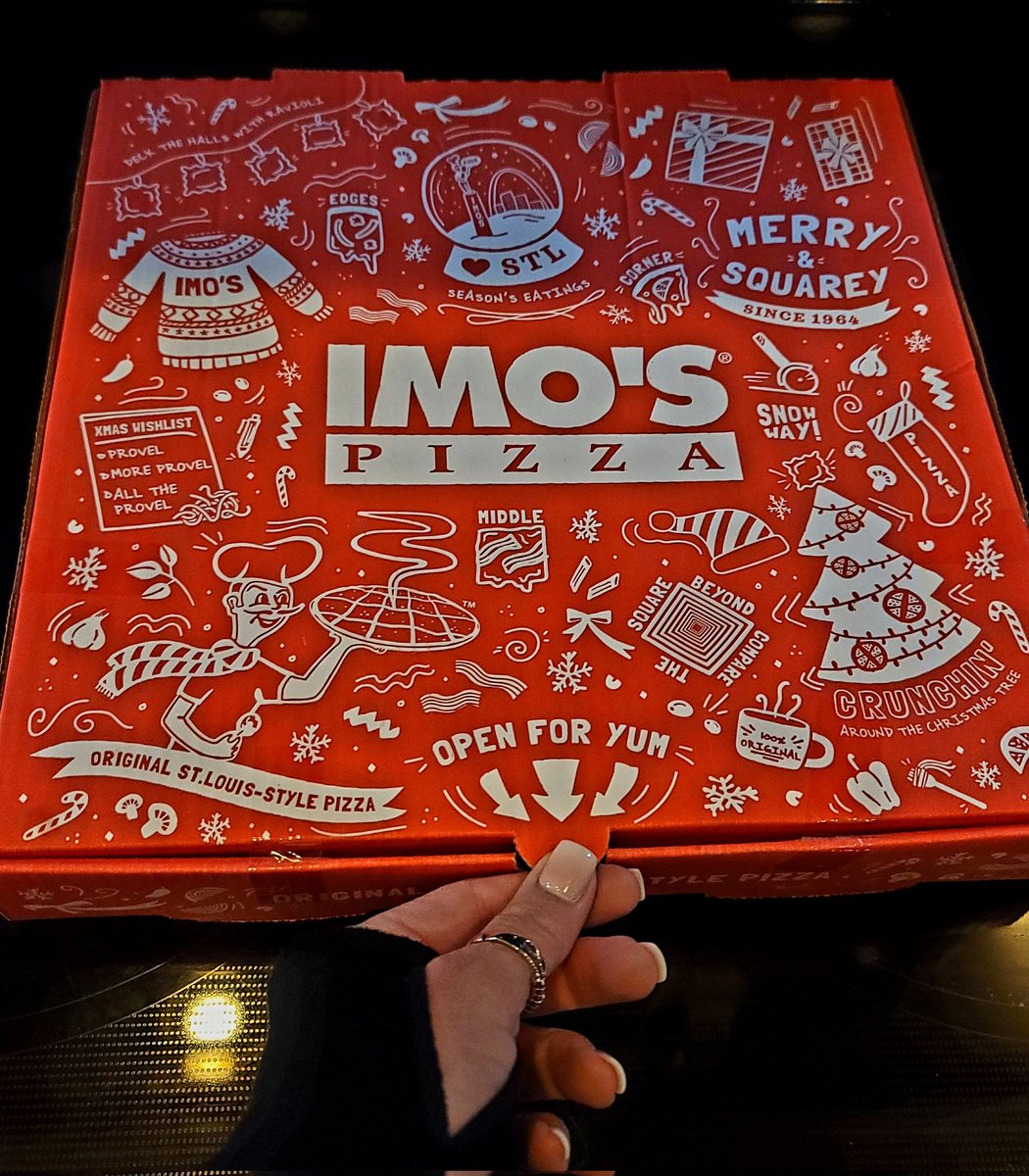 NonaTanlines's tweet photo. These goons are off on a #BrosCruise and I came home to the #BEST surprise!  Sorry, I ate before the camera. 🤣
#STLPizza
#squarebeyondcompare
#imospizza 
@imospizza @TheLeisureProf https://t.co/PXhBCafjID