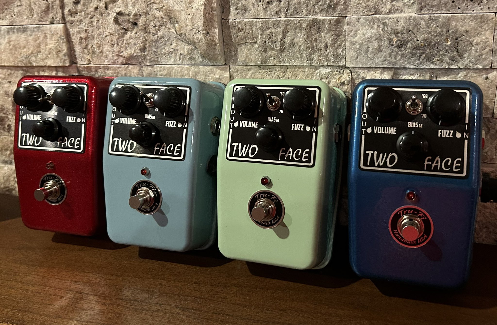 2022新発 Tru-fi tone Zoso Fuzz clone - poumonquebec.ca