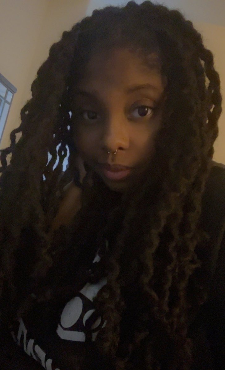 _TrueBritt's tweet photo. @FliirtNextDoor https://t.co/8GkUj3OgDD