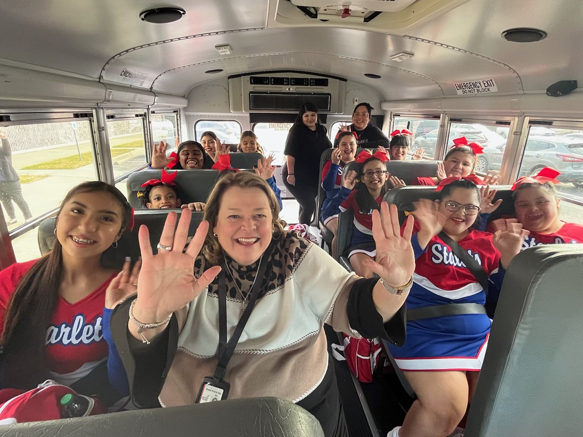 GPISD’s Special Olympics Unified Cheerleading Team, the STARLETS, is competing in Nationals this evening in Dallas. The STARLETS are made up of athletes from SGPHS, GPHS, Jackson, Fannin, and Moore. Ms. Ellis even jumped on their bus to wish them good luck! #WeAreGPISD