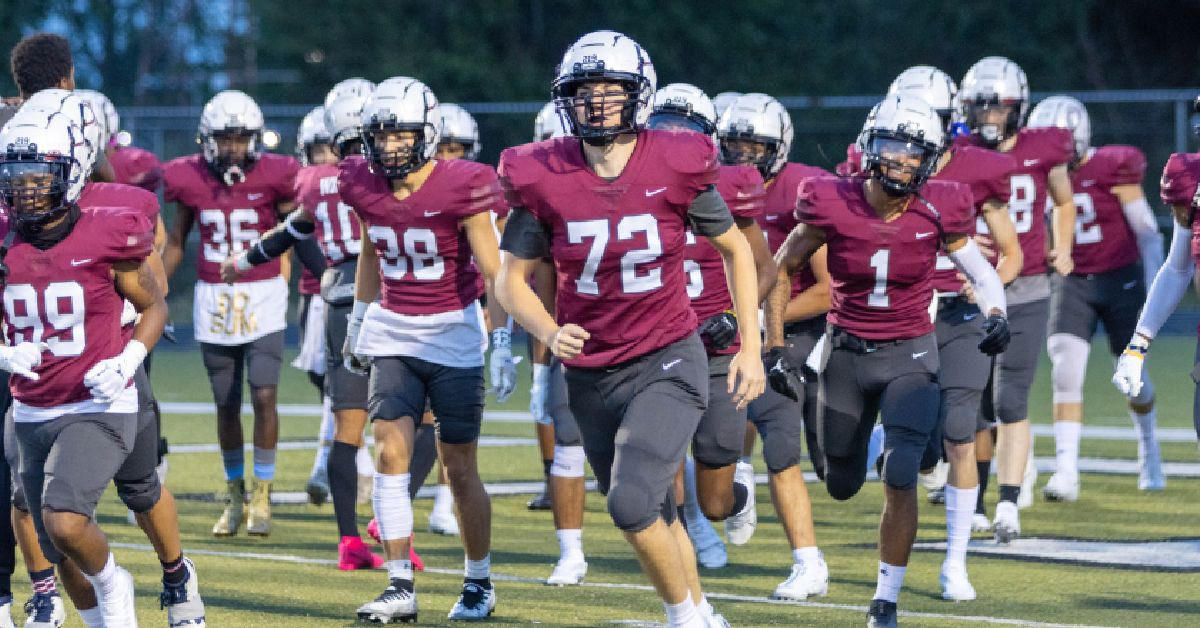 DeVontSmith5's tweet photo. After a great visit today @CCSJWave  and a great talk with the staff there and Head @CoachJayNovak I am extremely blessed to receive a offer from Calumet College ❤️🎯…  @coachBoz_   @wscougarsfb https://t.co/3qBEqhuPRP