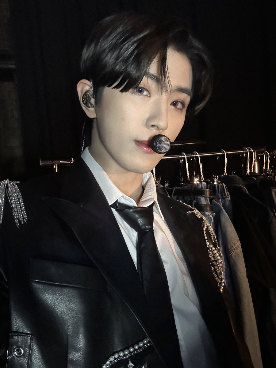 kyhinx's tweet photo. MY BOYFRIEND https://t.co/532L0DCTsd