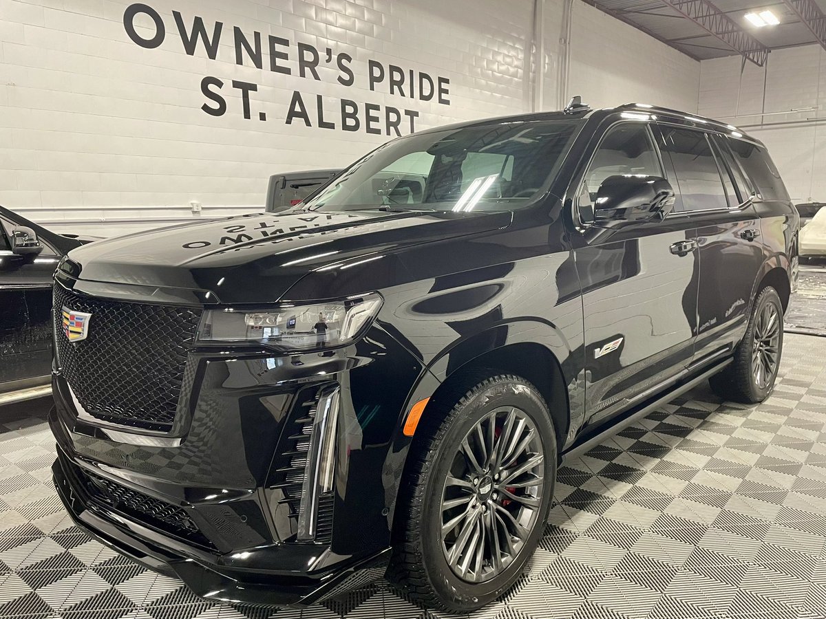 owner_albert's tweet photo. The Cadillac V came in for a maintenance wash. An absolute beast, 682HP. Book your detail now! Protect your investment!!
#ownerspride #stalbert #ownerspridecanada #yeg #cadilac #cadilacescalade #detailing #ppf #ceramics #ceramiccoating #canadiandetailersofinstagram #bossofgloss https://t.co/wmvMzg6nOk