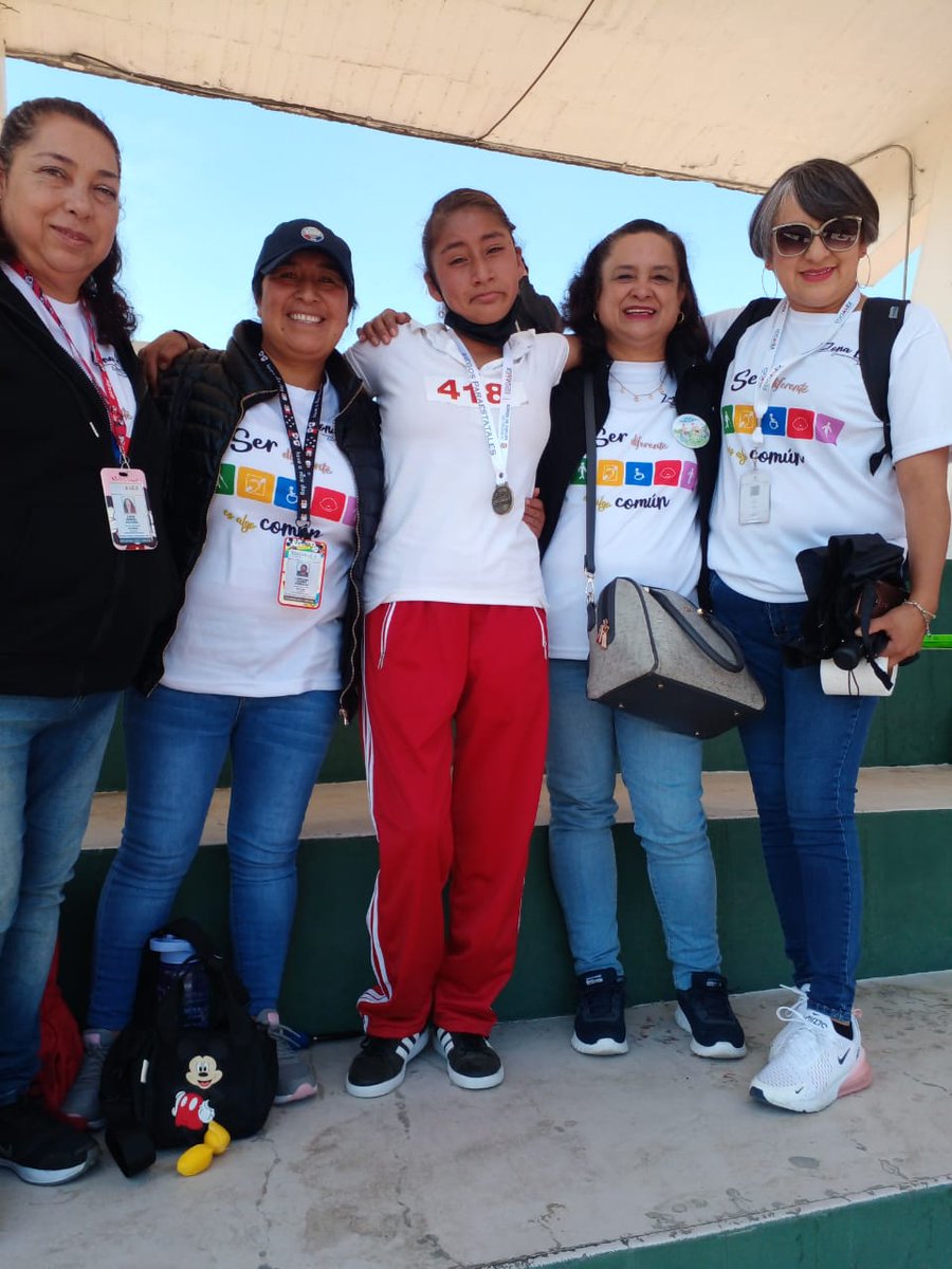 cocosgomez's tweet photo. #Juegos Paraestatales etapa regional, gran entusiasmo por parte de nuestros alumnos del CAM 72 #Otzolotepec bravo campeones vamos a la etapa estatal por más triunfos @geramonro05 @lucero082 @RebecaSaldaa13 @SeducEdoMex @TinocoGRogelio @AnastasiaVega21 @EugeniaPea12 https://t.co/b3kP4yxd2R