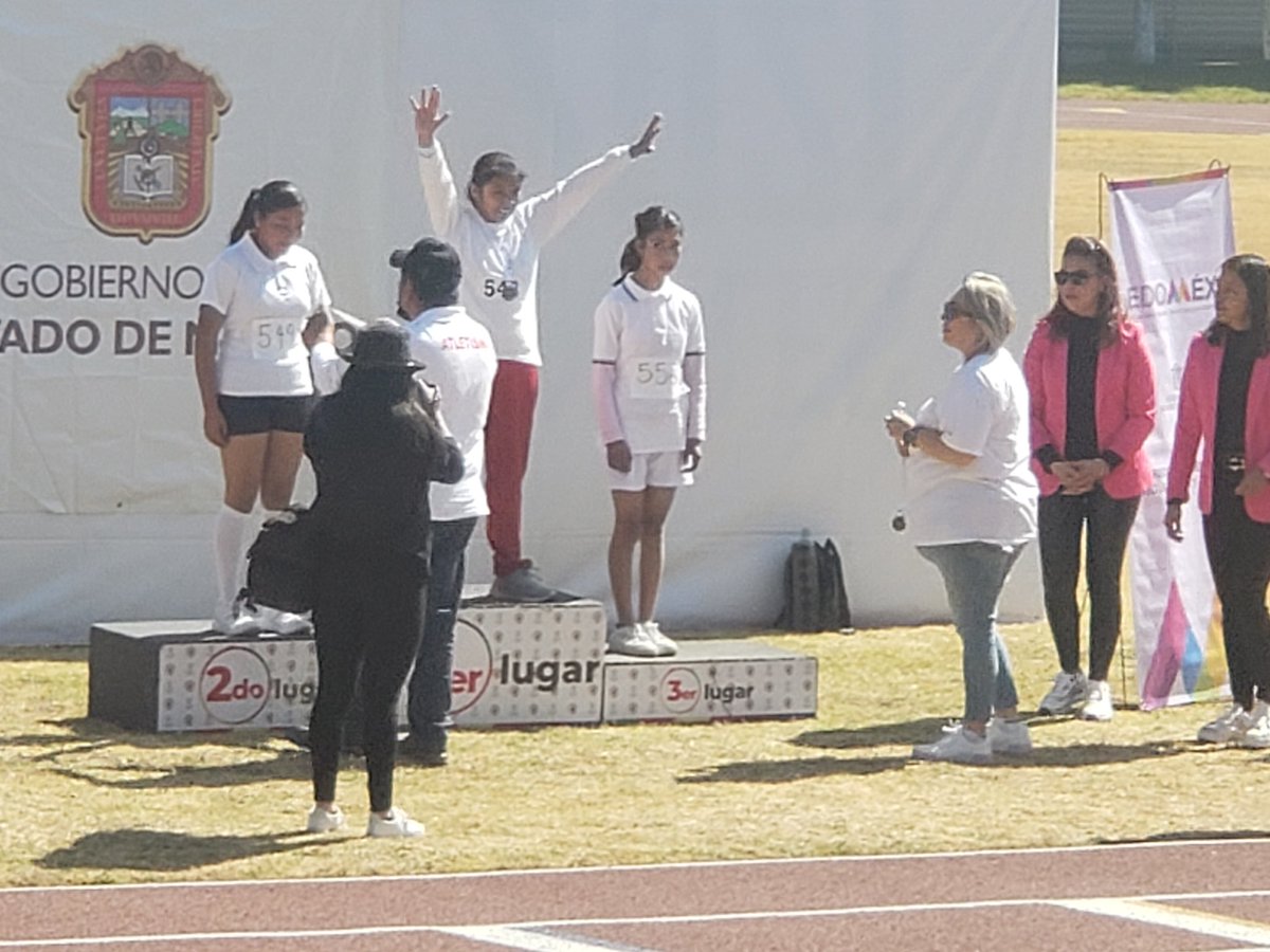 cocosgomez's tweet photo. #Juegos Paraestatales etapa regional, gran entusiasmo por parte de nuestros alumnos del CAM 72 #Otzolotepec bravo campeones vamos a la etapa estatal por más triunfos @geramonro05 @lucero082 @RebecaSaldaa13 @SeducEdoMex @TinocoGRogelio @AnastasiaVega21 @EugeniaPea12 https://t.co/b3kP4yxd2R