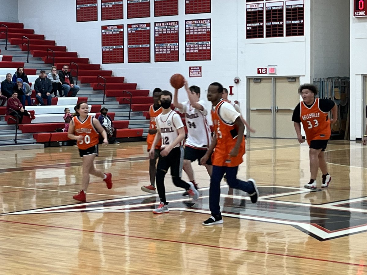 ChurchillUnify's tweet photo. Just a few shots from tonight’s win vs. Belleville Unified. Great game from both teams! Thanks to all of the fans for support! #LivoniaPride #CarryTheShield @LivoniaDistrict @CHS_Chargers @Churchillgames https://t.co/hJqiMeRH8C