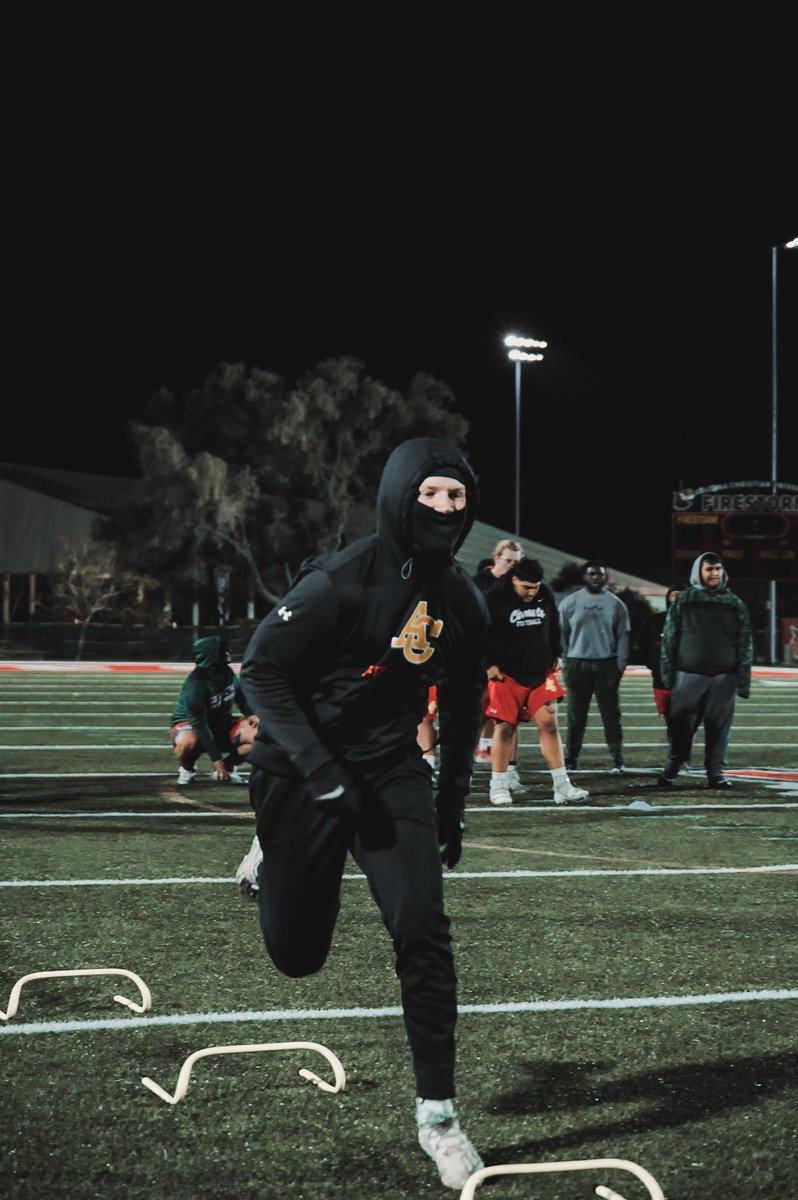 firestormfb's tweet photo. As iron sharpens iron,     so one person sharpens another. ⚔️
         - Proverbs 27:17 https://t.co/vBMA18Wv04