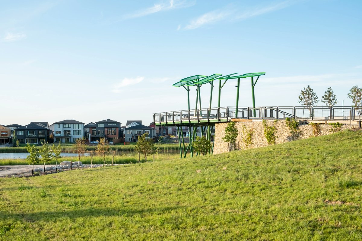 Meet Bonavista, our SE Winnipeg community where residents live amongst the serenity of lush parks and wide open green spaces. It's a community that's built on a foundation of contemporary architecture and environmental sustainability. Visit genstar.com for m…