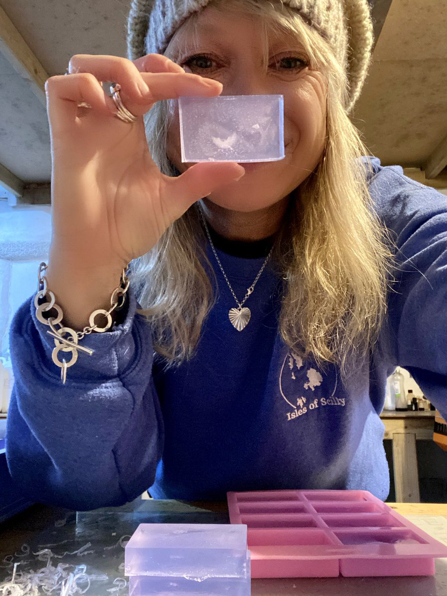 westward_farm's tweet image. Calming lavender soap making today 😍 Working on some little guest / travel soap sizes too . I’m quite pleased with how they’ve come out . They smell bloomin gorgeous!  Grown , distilled and made on our tiny island farm #islesofscilly #smallbatchsoap #lavender