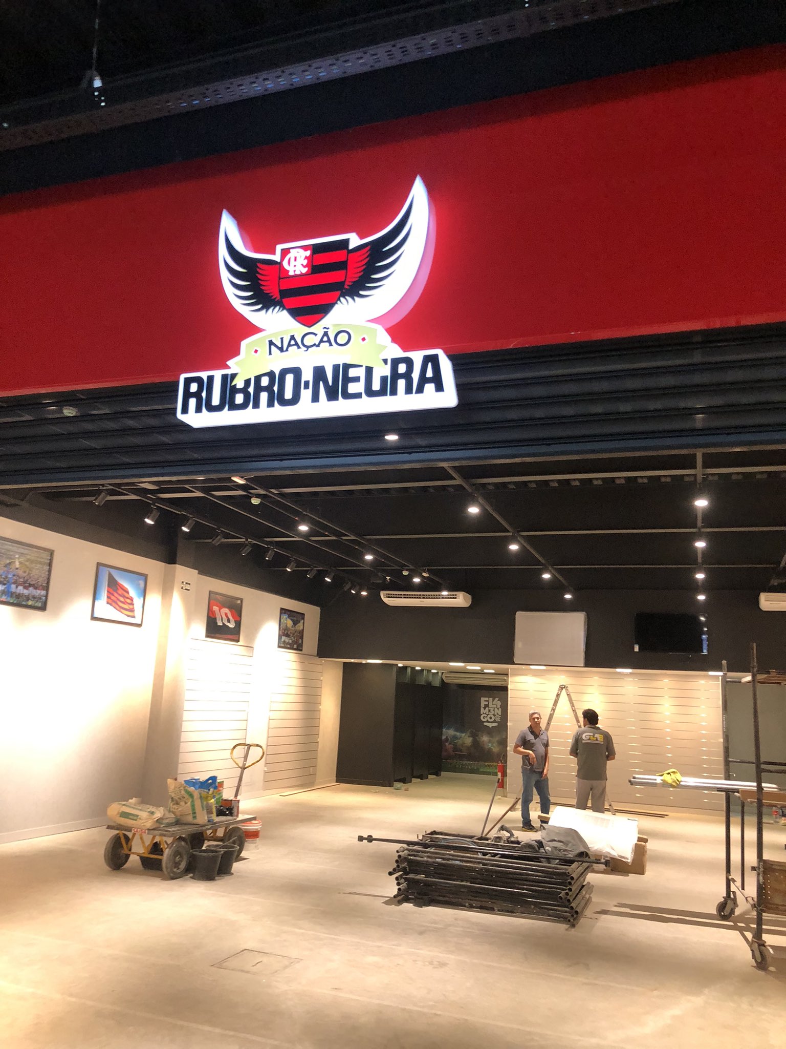 Outlet contagem top