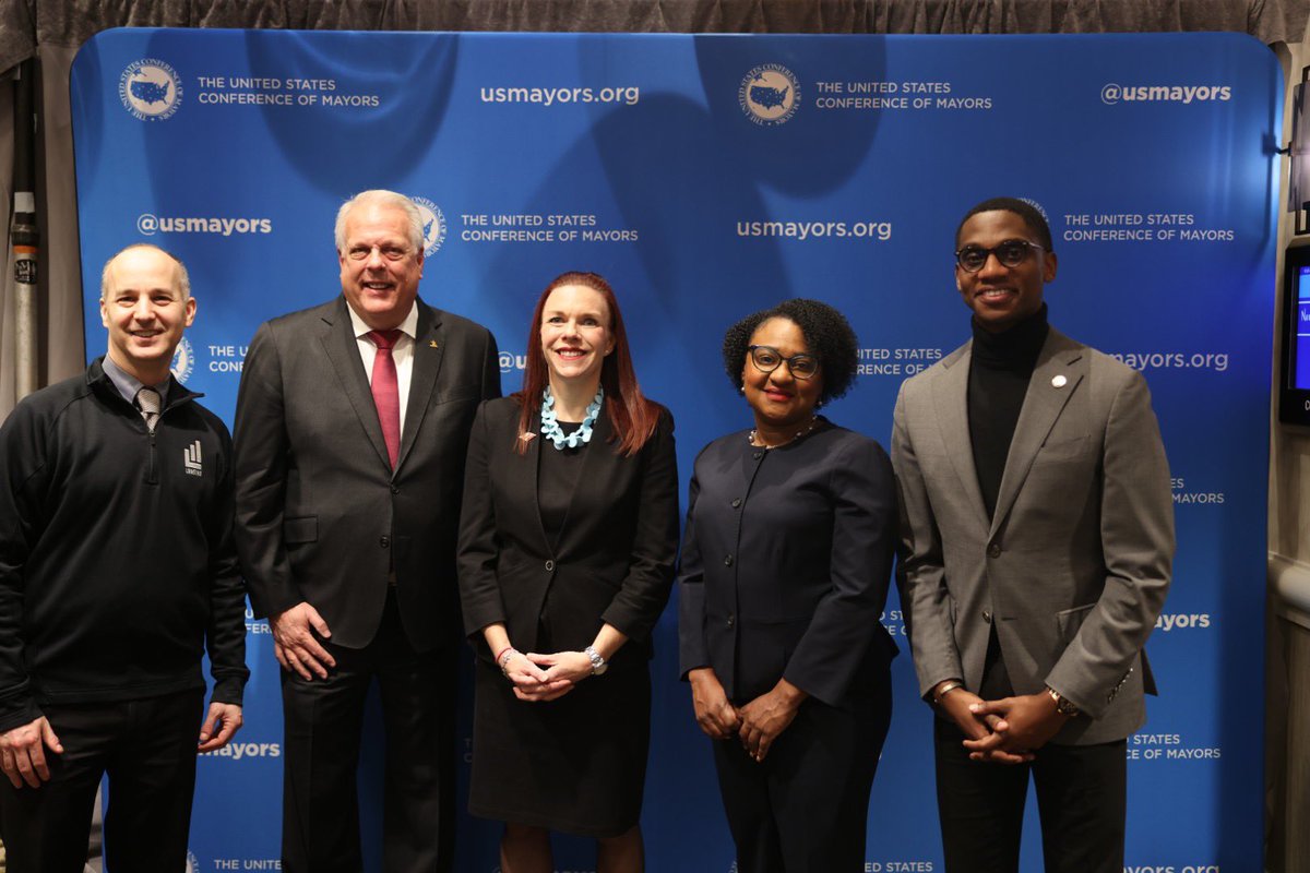 Abby G Hollingsworth tweet media