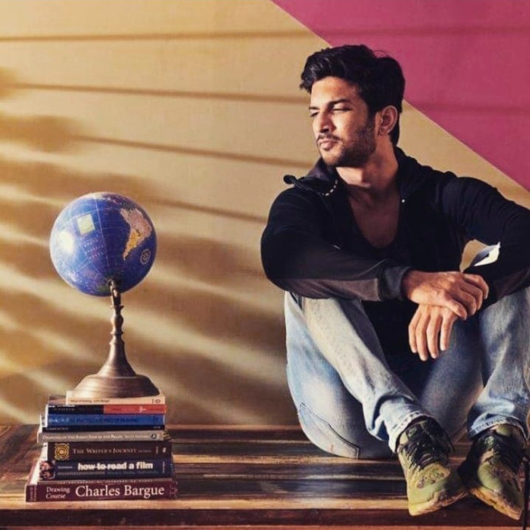 _____illusion__'s tweet photo. come back even as a shadow,
even as a dream ����

Sushant Day
#SushantMoon https://t.co/bXJDYW6wJ0
