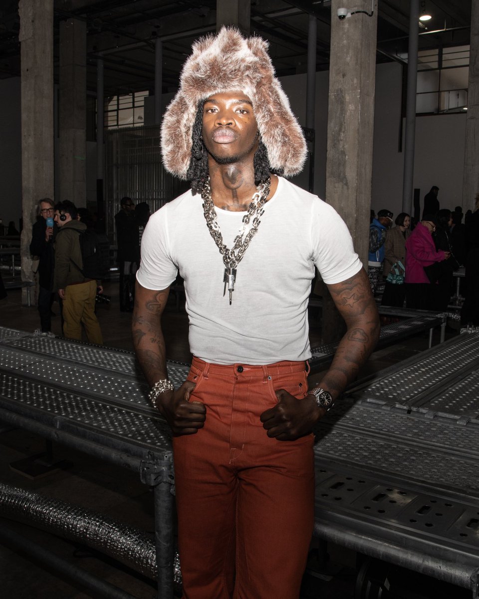 !i (@lanceyfouxx) on Twitter photo 