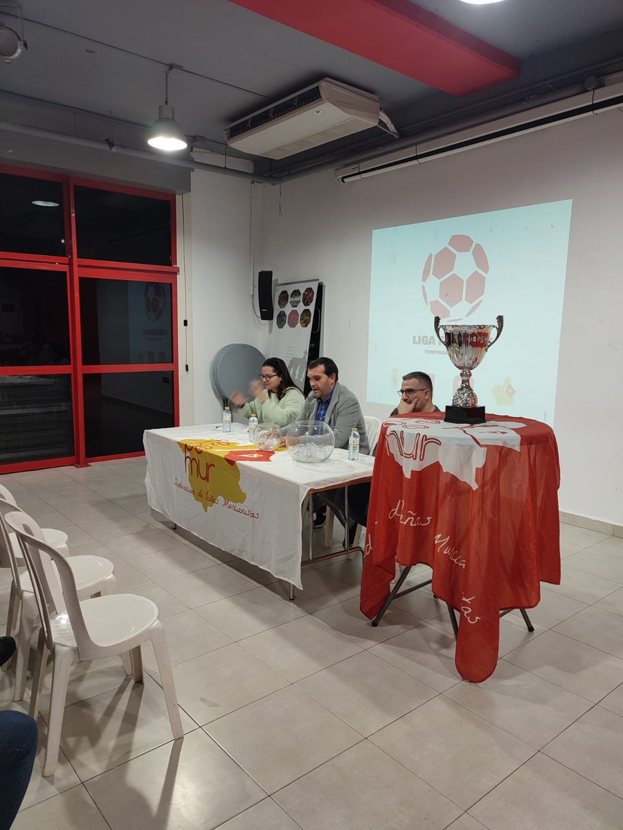 feperealmurcia's tweet photo. \FEPEMUR/

Hoy en el sorteo se conoce el nuevo patrocinador de La Liga y Copa FEPEMUR 

LIGA Y COPA FIBRANET

 Fibranet se une a este proyecto como patrocinador principal de las dos competiciones. https://t.co/EGrgpopMZg