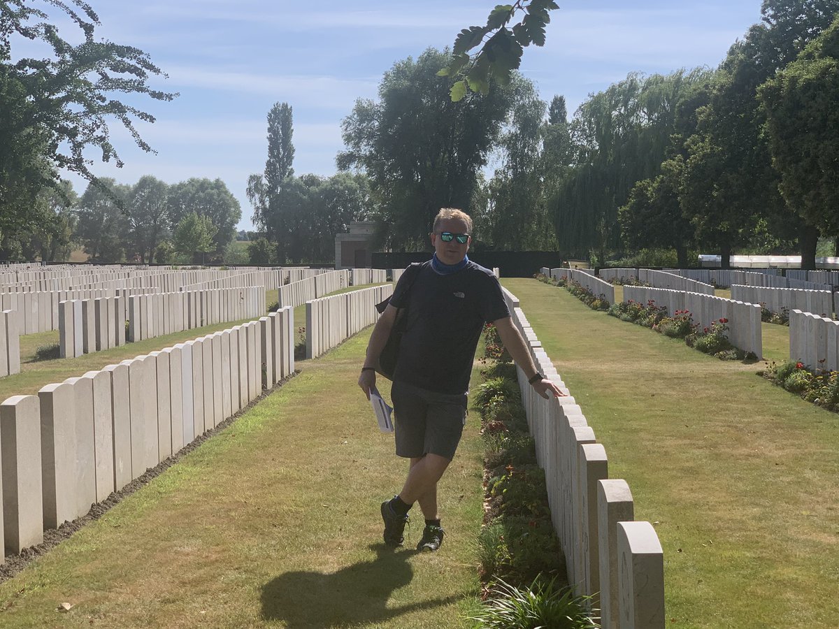 Girl Who Likes Balls tweet media